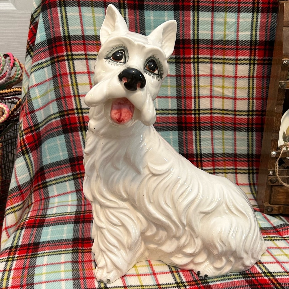 Vintage Scottish Terrier Figurine